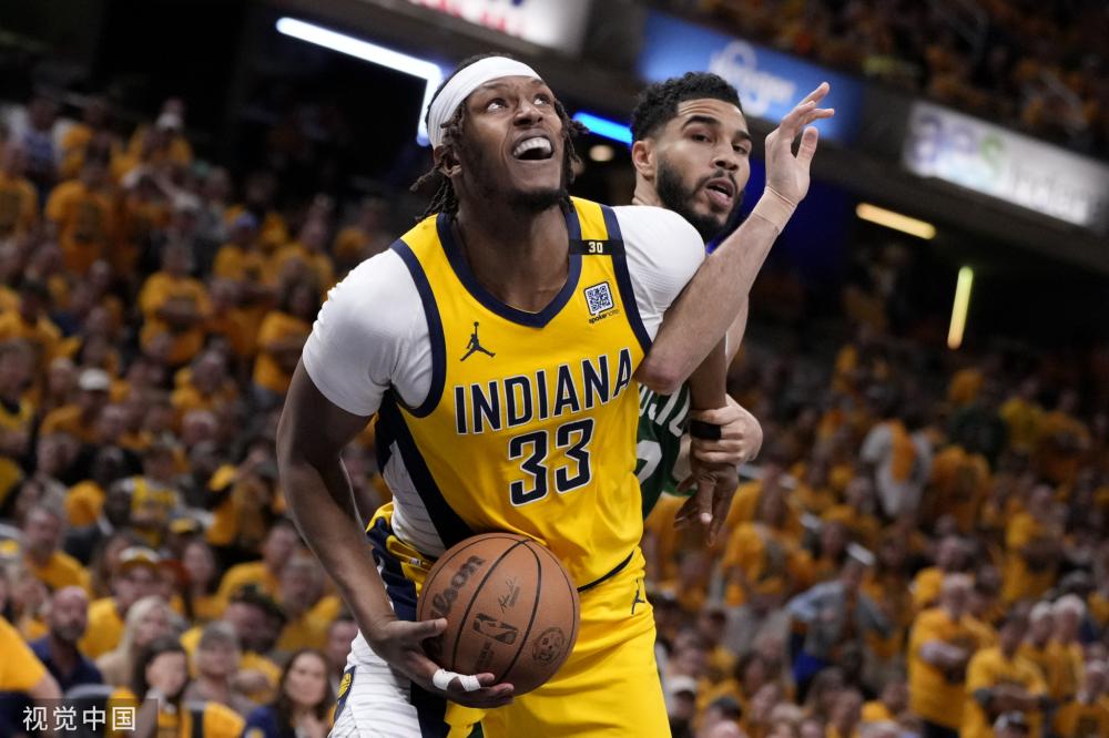 帮助她和无 帮助她和无