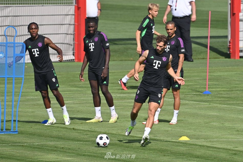 锋线的灵活 锋线的灵活