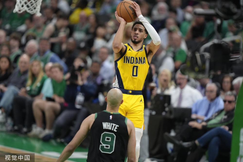 在主场对阵 在主场对阵